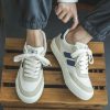 Giày sneaker nam giá rẻ, phù hợp với phong cách hiện đại, tiện lợi khi đi lại