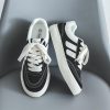 Giày sneaker nam cao cấp, đảm bảo sự êm ái, không gây đau chân khi đi lâu